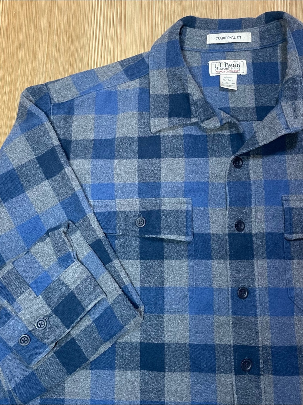L.L. Bean Chamois Cloth Shirt Mens XL Tall Traditional Fit Plaid Flannel